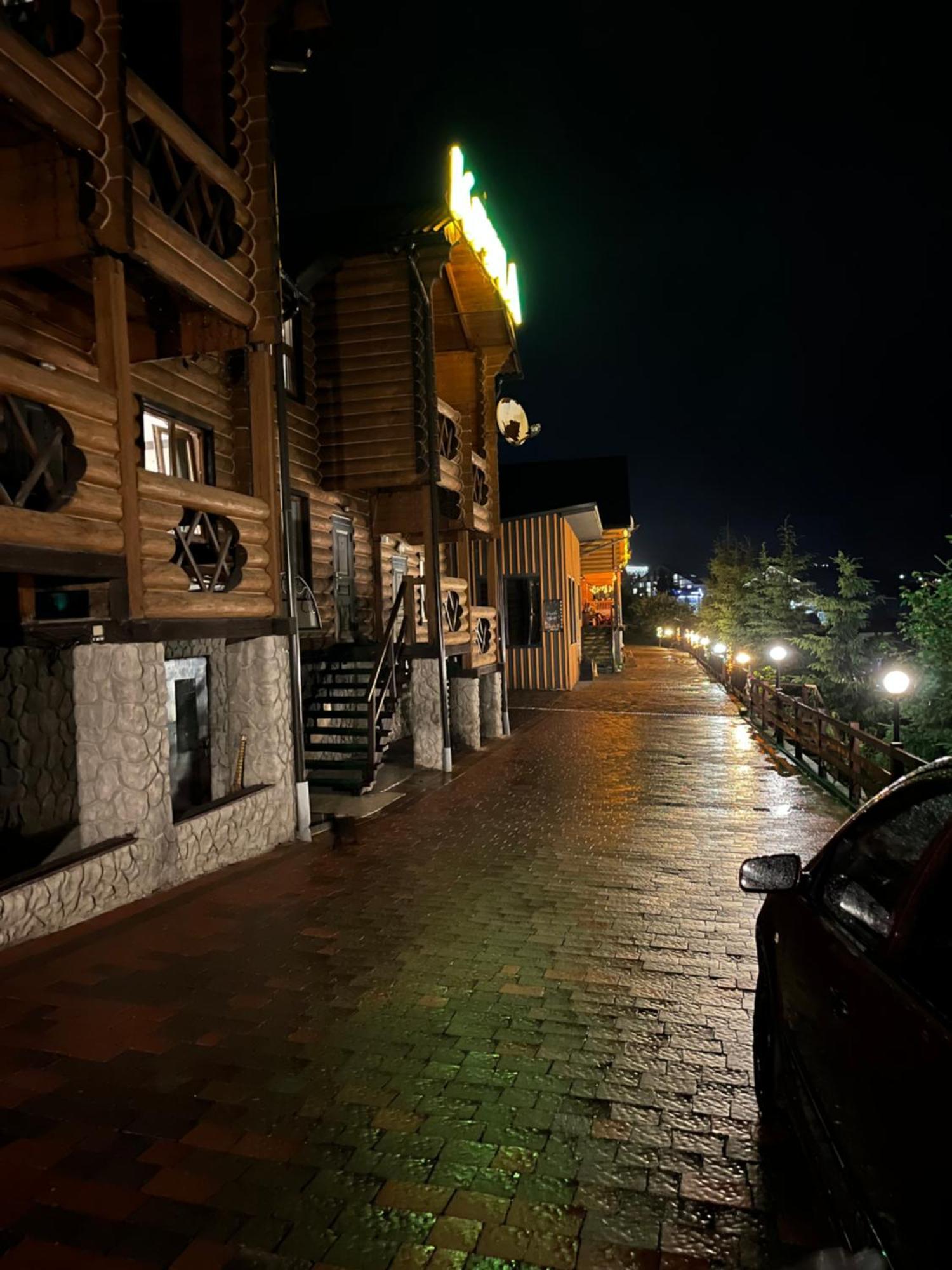 Krucha Hotel Bukovel Exterior photo